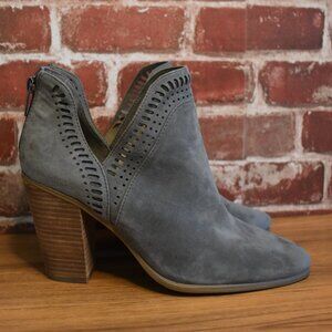 Vince Camuto Ankle Boots Womens Size 9.5 Fileana Split Shaft Bootie Gray Suede